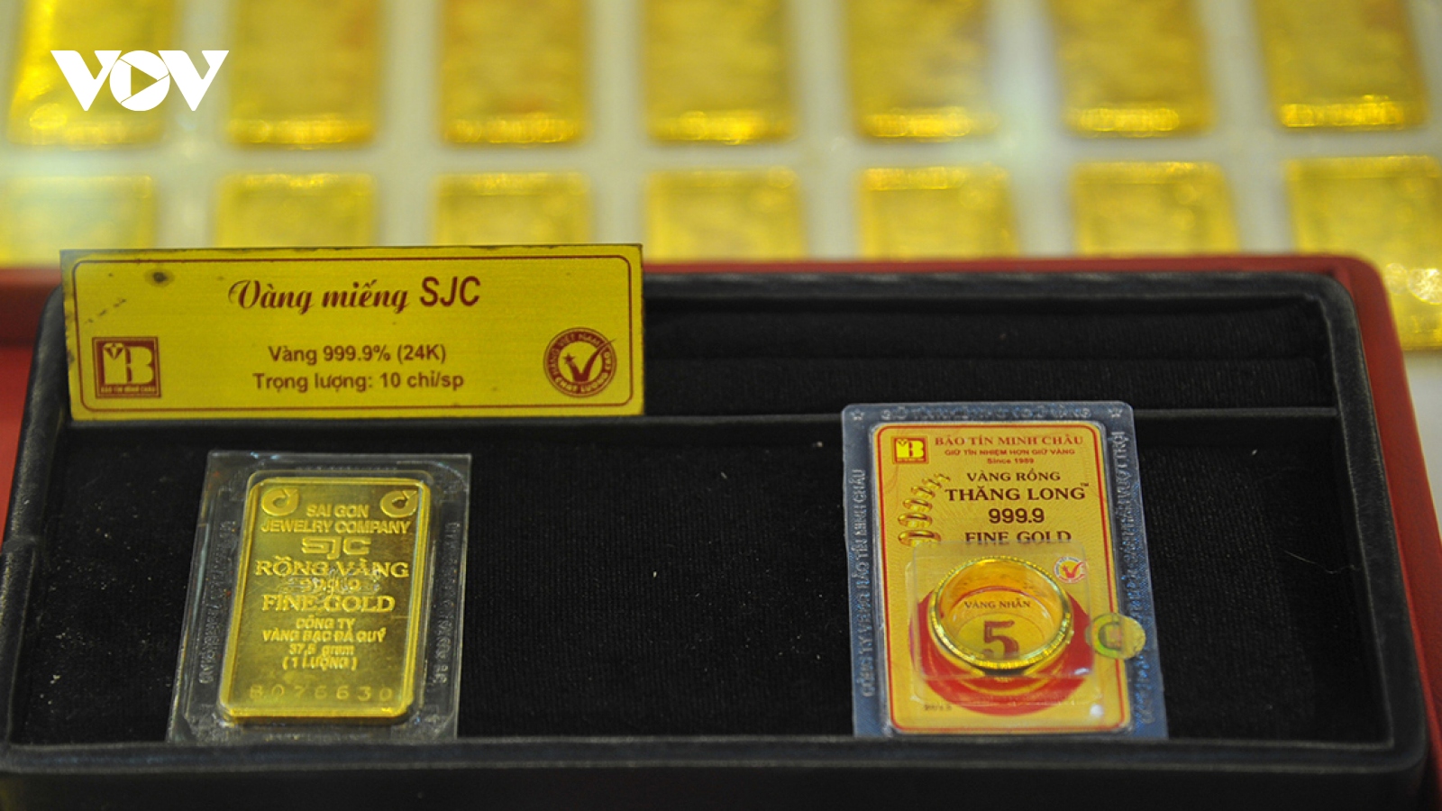 Giá vàng trong nước cao hơn giá thế giới 18,85 triệu đồng/lượng